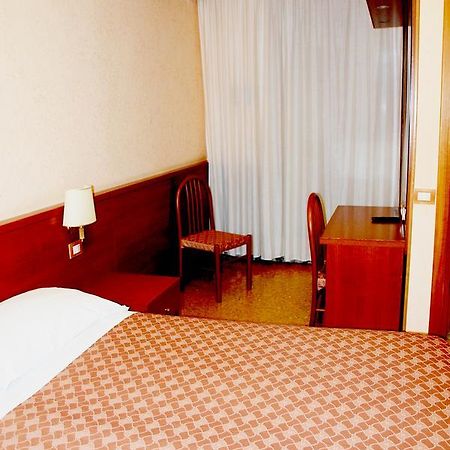 Hotel Bruna Rome Exterior photo