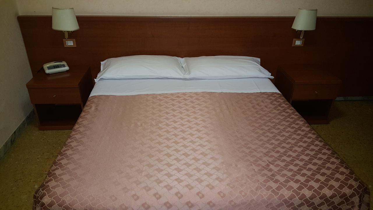 Hotel Bruna Rome Exterior photo
