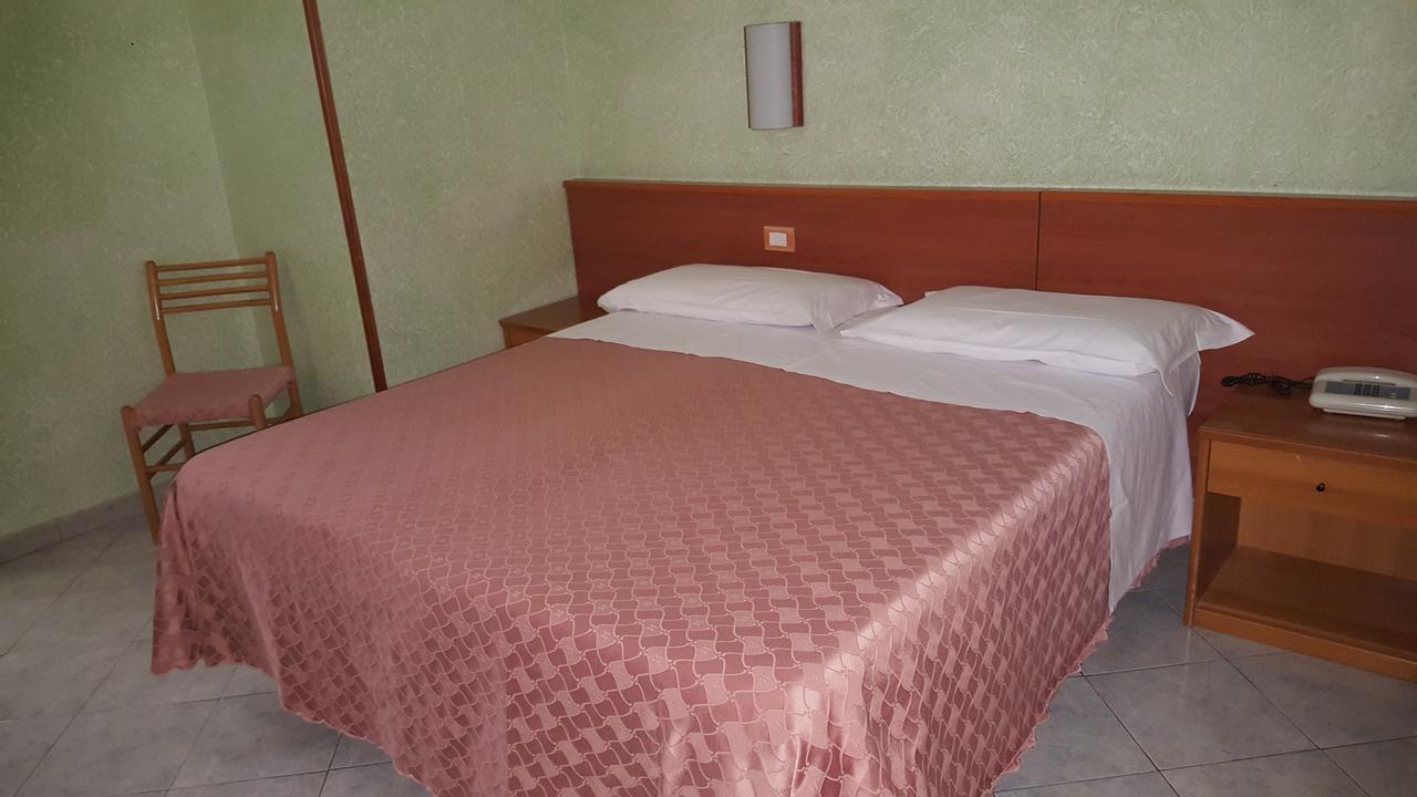 Hotel Bruna Rome Exterior photo