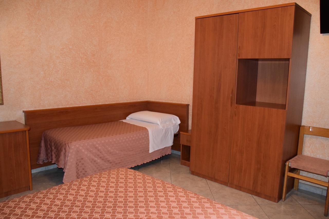 Hotel Bruna Rome Exterior photo