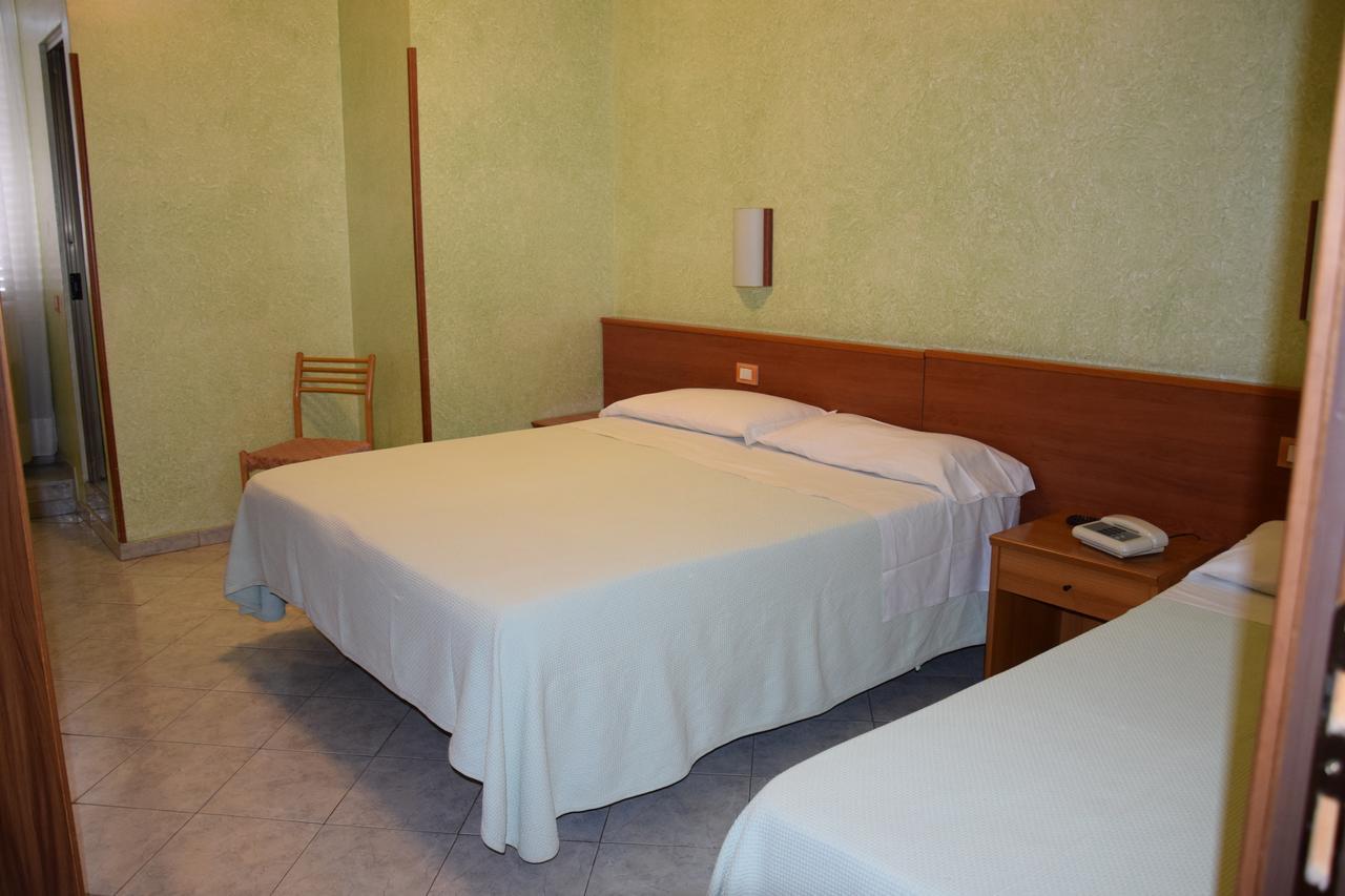 Hotel Bruna Rome Exterior photo